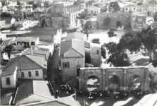 Famagusta Inside Walled City 003.jpg (74144 bytes)
